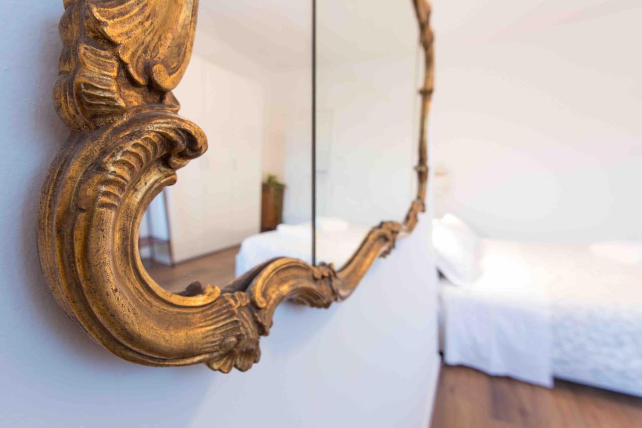 Ca Zulian Amazing Canal View Apartment Venesia Bagian luar foto